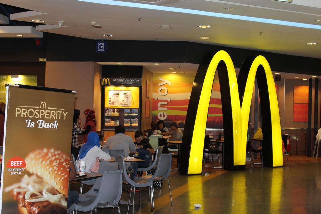Best Service Suite At Times Square Куала Лумпур Екстериор снимка