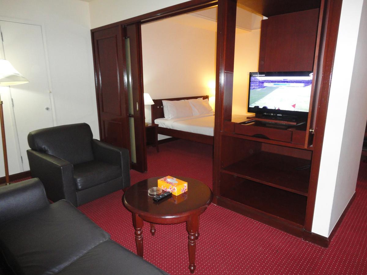 Best Service Suite At Times Square Куала Лумпур Екстериор снимка