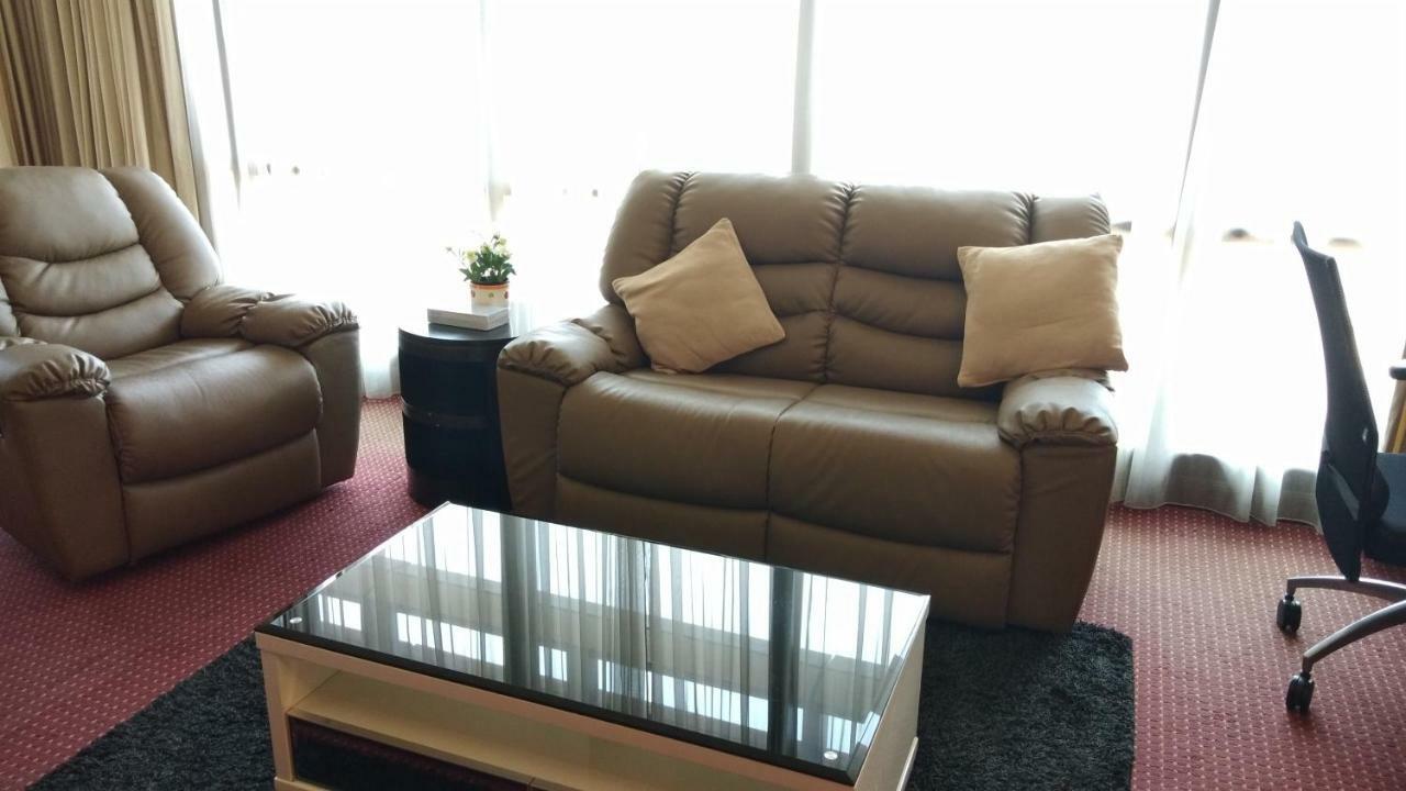 Best Service Suite At Times Square Куала Лумпур Екстериор снимка
